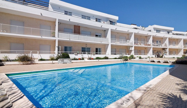 'Refúgio Luzia Mar' Apartment with Shared Pool, Wi-Fi, and Air Conditioning