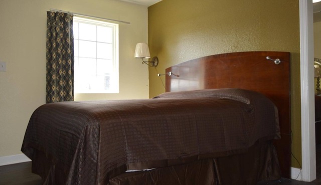 Regency Inn in Toccoa