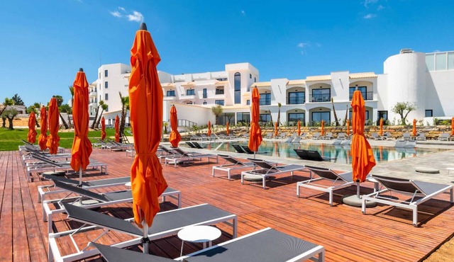 Regency Salgados Hotel & Spa