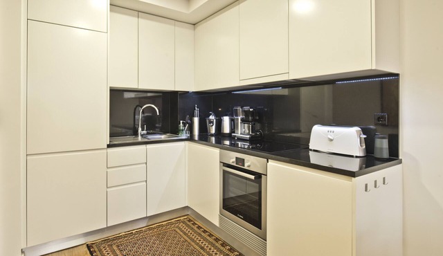 São Bento Terrace Apartment (C105)