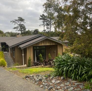 Sandspit Hideaway in Sandspit