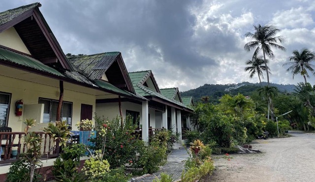 Sea Breeze Bungalow