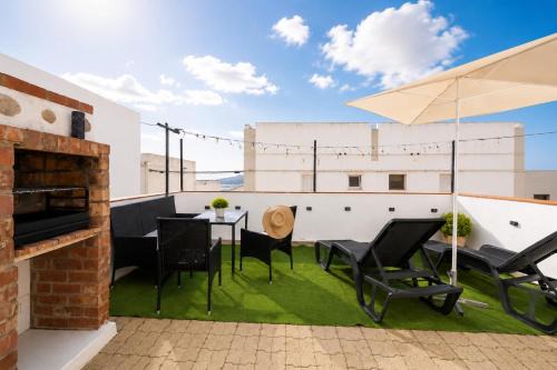 Sea View Villa with Terrace and BBQ
