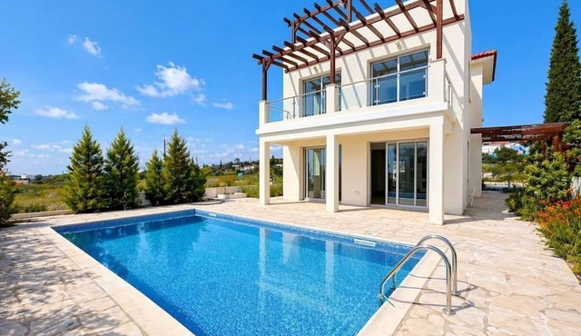 Seaview Villa with Pool and Rooftop Terrace in Tala