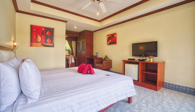 Serenity Lakeside Boutique Resort