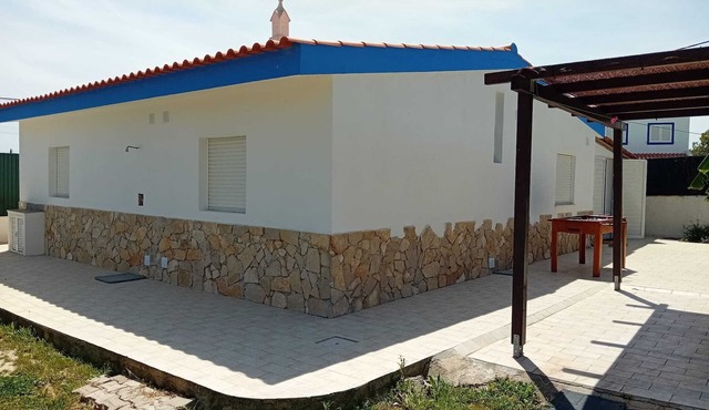 Single-storey villa,sea view,AC,WIFI,garden,barbecue,terraces, 2mn from beach