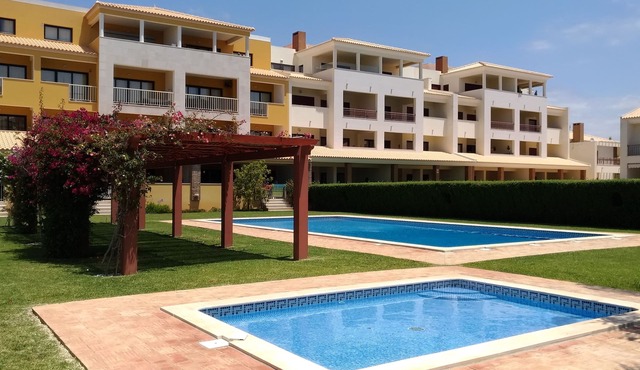 Spectacular T2 next to Pinhal Velho, Terraces of Pinhal
