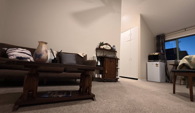 Steps to the Clouds · Cloud Loft Family Suite in Auckland