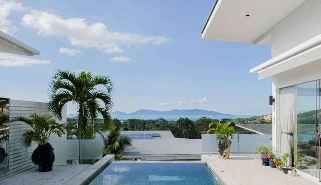 Stylish 3BR villa with sea views, private pool, near Fisherman’s Village.
