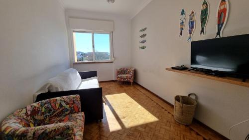 Sun House Belem - Free Parking, Steps from Torre Belem