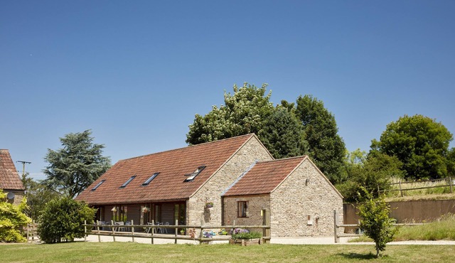 The Frome Cottage - A peaceful, rural retreat on the outskirts of Frome, close to Longleat Safari Pa in Beckington