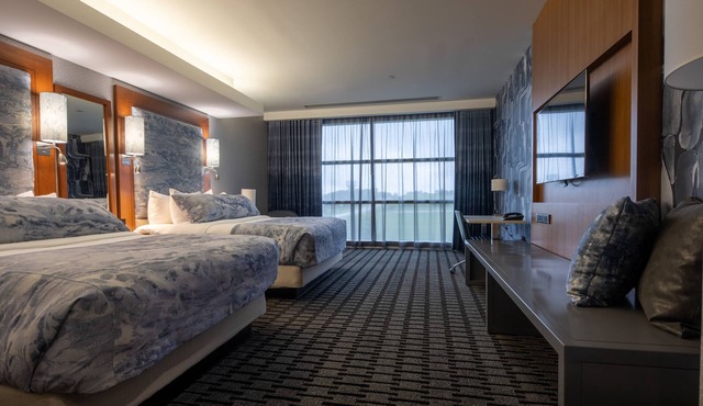 The Hotel at Kirkwood Center in Cedar Rapids