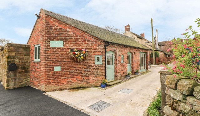 THE OLD STY, with a garden in Alton in Stoke-on-Trent
