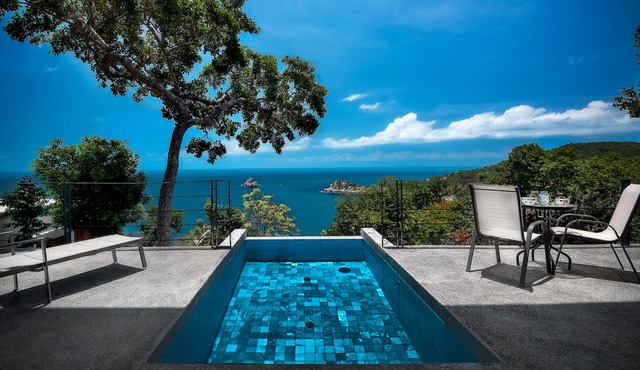 The Philip's villa 1 is a beautiful 2 bedroom villa and a pool.