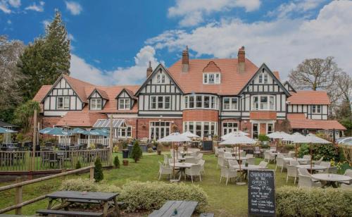 The White Buck in Burley