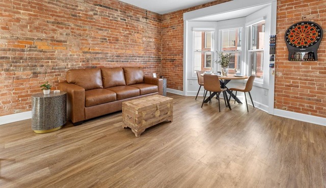 Top Floor - Mass Ave in Heart of Indy with Balcony in Indianapolis