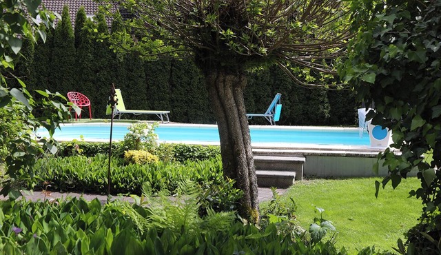 Traumhaus mit Pool und Eigener Sauna in Dahn