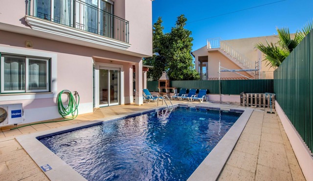 V3 Aguia M - VIP Properties by Interhome
