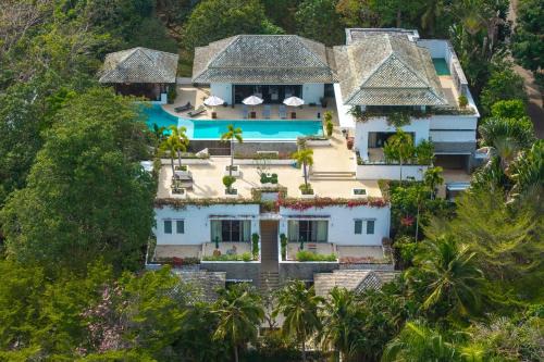 V302 Exclusive Seaview 7BR Infinity Pool Villa
