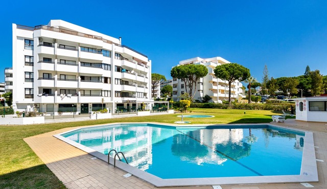 Vilamoura Sunny Apartment