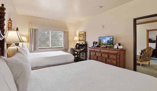 Villa 2078 2 Queen Beds - 1 Bedroom 1 Bath No Kitchen in Midway