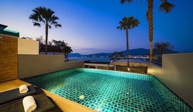 Villa 3 oceanfront pool villa