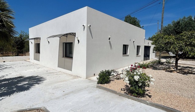Villa CASA HELENA in Tavira in the quiet countryside