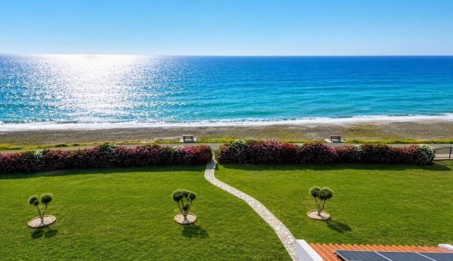 Villa Hera - Two Bedroom Villa, Sleeps 4 in Agia Marina Chrysochous