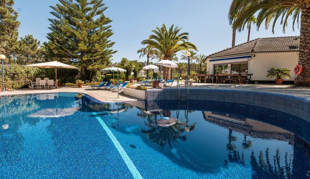Villa das Palmeiras mit großem Schwimmbad by Interhome