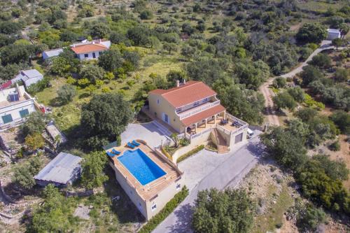 Villa Florencio by Algarve Holidays
