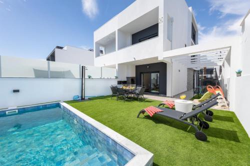 Villa Piscina Aquecida 3 Suítes 10 Hóspedes