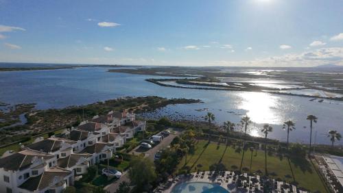Villa Solria - Moradia T3 Primeira Linha Ria Formosa Cabanas de Tavira