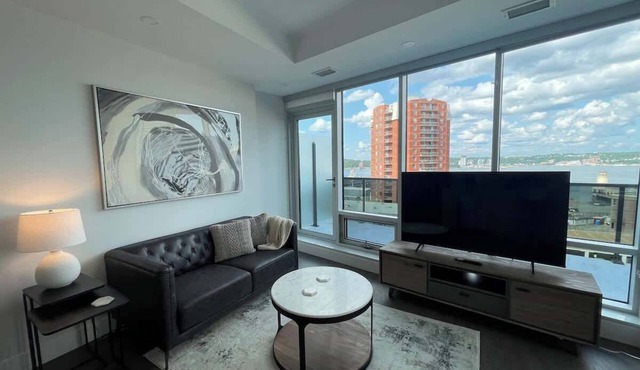Waterfront downtown 1 Bedroom with 6 appliances in Halifax