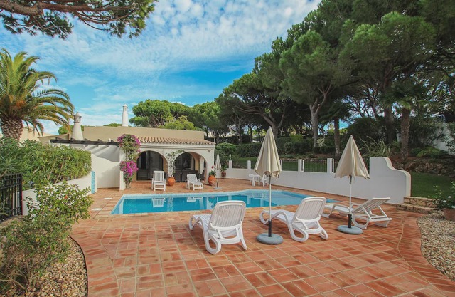 Popular rental villa situated in a great location within Dunas Douradas