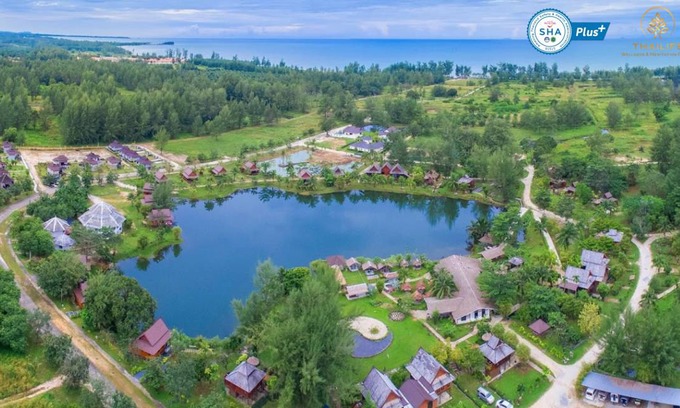 Takua Pa Resort | 300 m² Resort ∙ 3 bedrooms ∙ 127 guests
