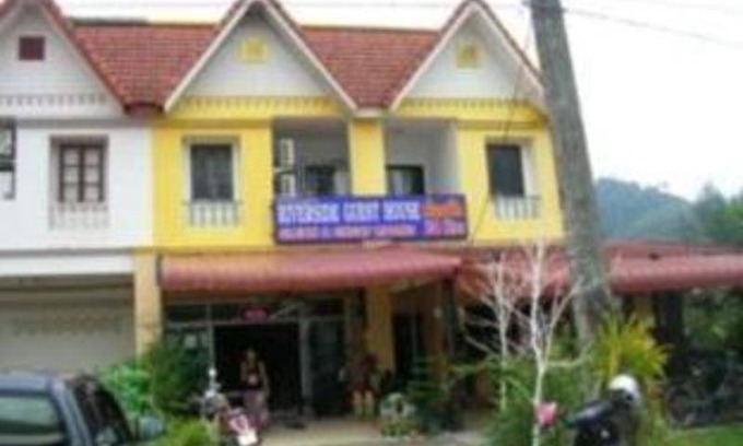 Khuekkhak Hostel | Hostel ∙ 8 guests