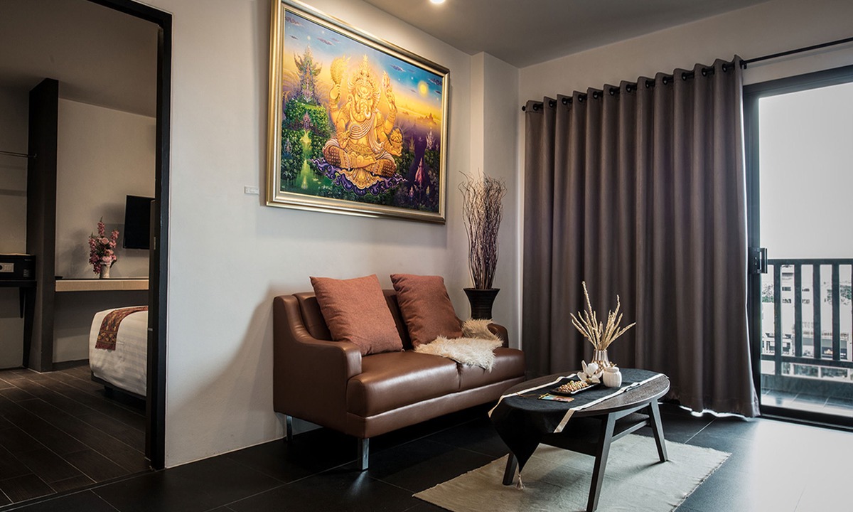 Khlang Hotel | Mandy Nok Hotel