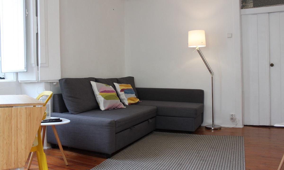 Misericordia Apartment | The Portuguese II, at Bica's funicular Street