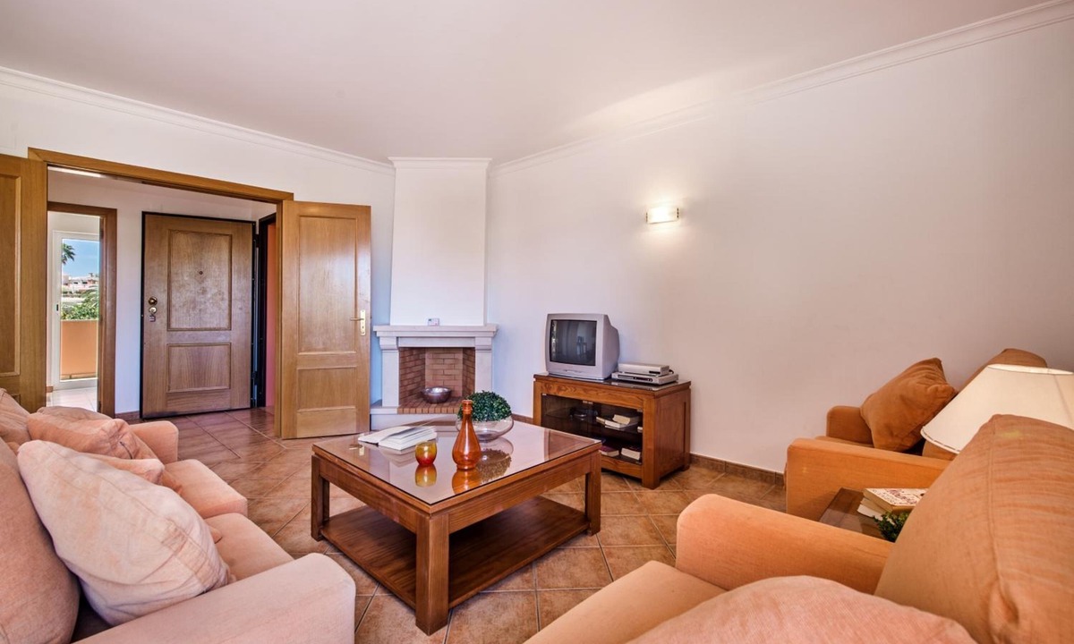 Meia Praia Apartment | Jardim Da Meia Praia Hotel