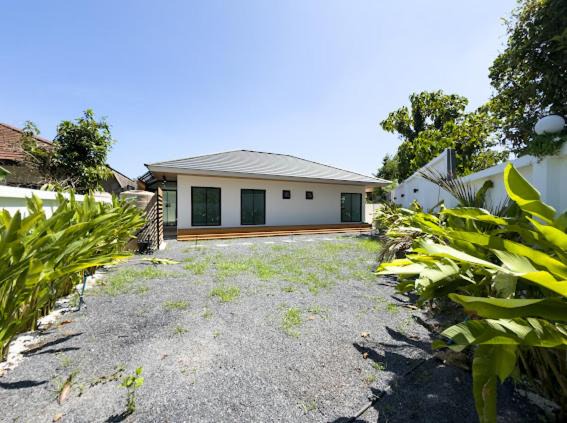 Pa Klok House | Breezy Garden House Phuket