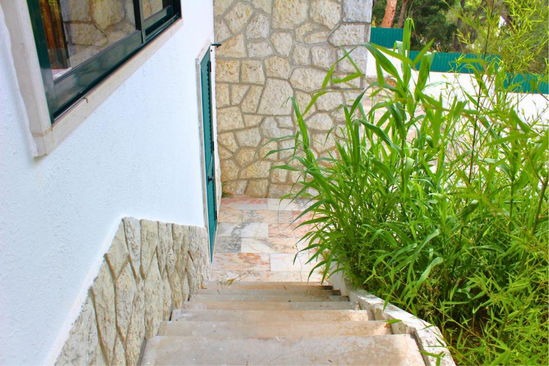 Faulha House | Casa do Castelo - Calm & lovely 2-bedroom Apt Near the Beach