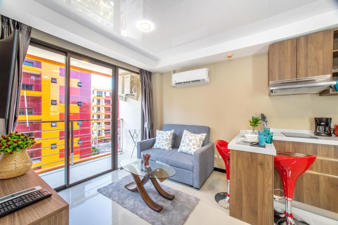 Nai Harn Apartment | SOLA Condo 1BR Tropical View NBC Nai Harn Nai