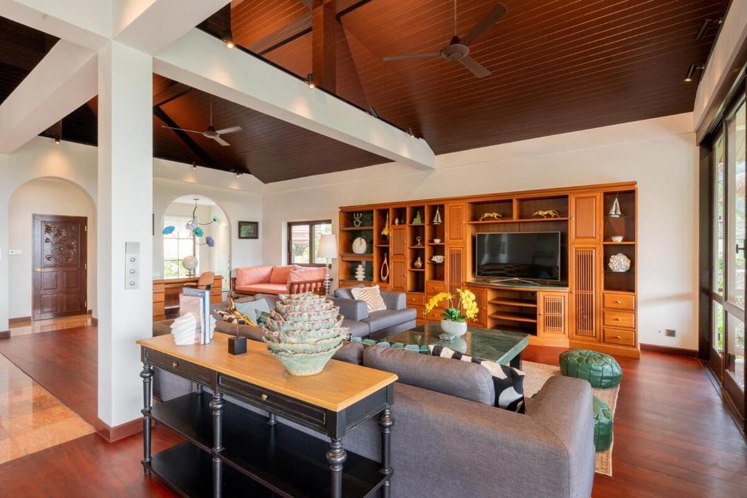 Kata Villa | Villa Melita 5 bedrooms, hillside location with pool and seaview