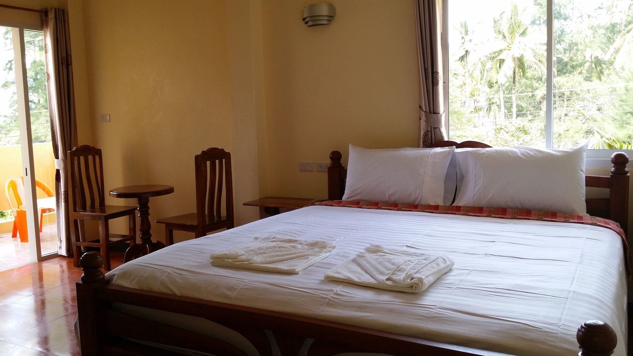 Photo of Bedroom in Khuekkhak