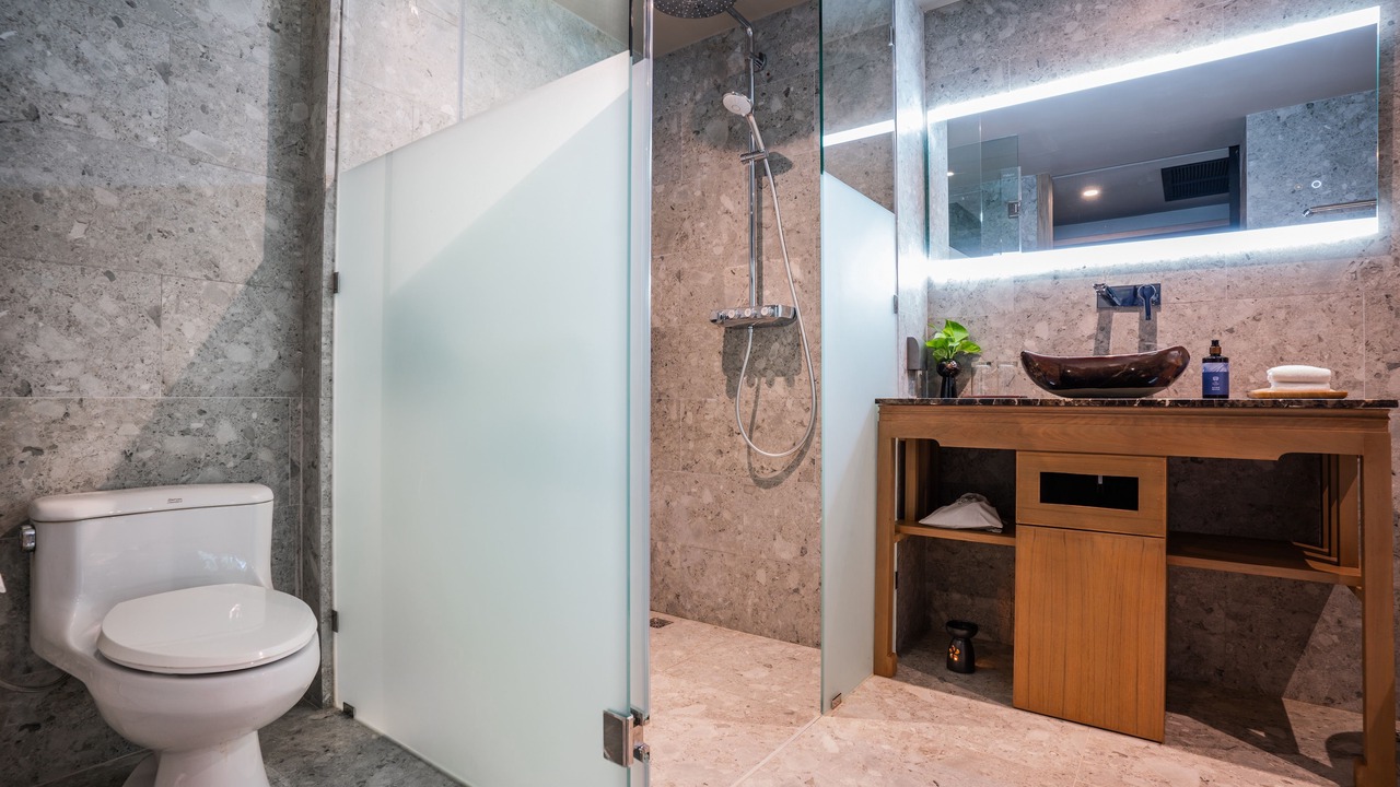 Photo of Bathroom in Khuekkhak