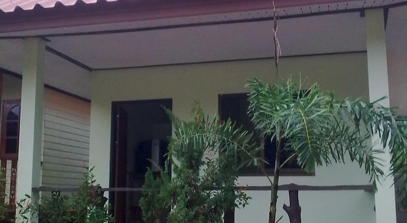 Photo of Buildings in Khuekkhak
