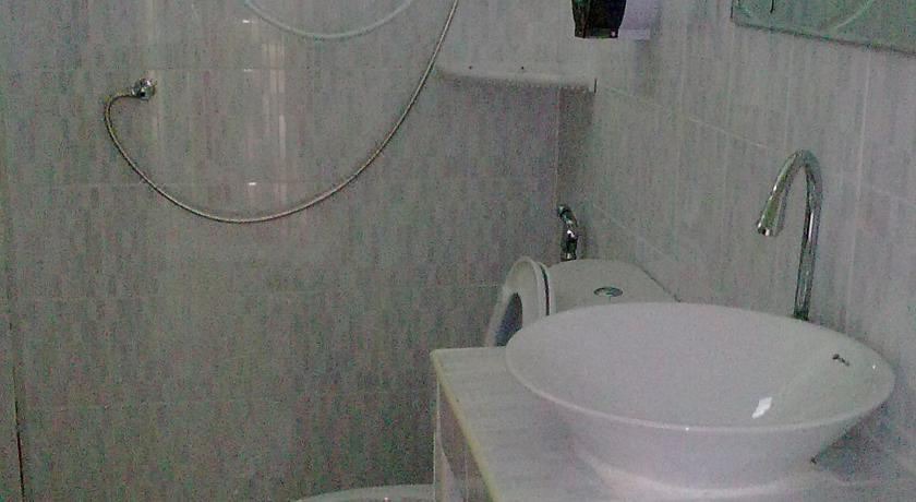 Photo of Bathroom in Khuekkhak