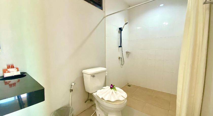 Photo of Bathroom in Takua Pa