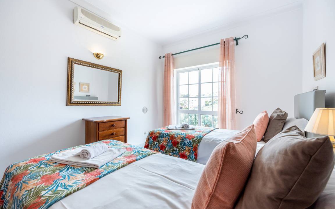 Photo of Bedroom in Albardeira