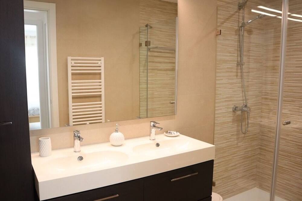 Photo of Bathroom in Vale de Carro